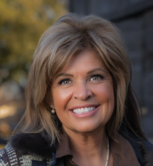 Michelle Hilgendorf, Recognized by BestAgents.us as a 2025 Top Agent 