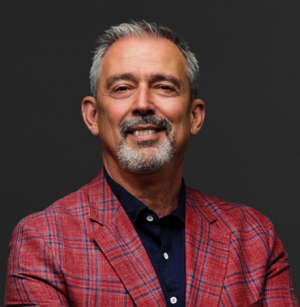 Kelly R. Crawford, Recognized by BestAgents.us as a 2025 Top Agent 