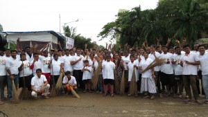 Street Cleaning Volunteers from Versova