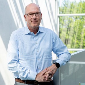 anders featured 688x688