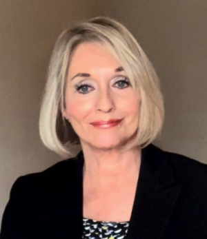 MariRae Dopke, Recognized by BestAgents.us as a 2025 Top Agent 