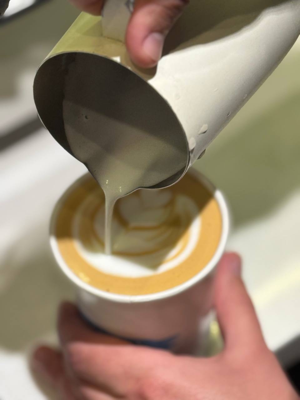 Simpl Coffee Expands in New York City with a Vision for 3,000 Locations Across the U.S.