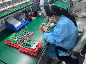 Cabinet-type Static Var Generator