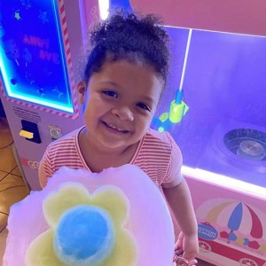 Leading Manufacturer Chuanbo Unveils Next-Gen Cotton Candy Robot for High-Profit Global Unmanned Kiosks