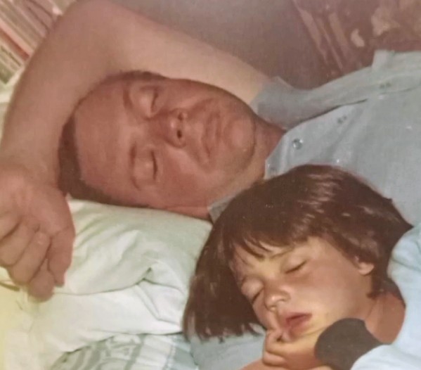 Screenshot 20251204 212440 Facebook