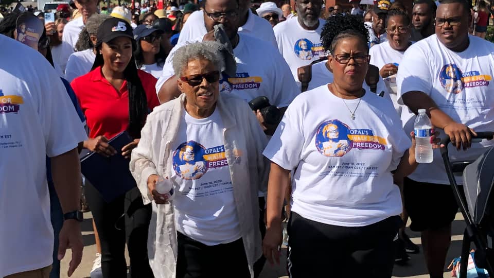 Mrs Dione Sims and Dr Opal Lee Mrs Dione Sims and Dr Opal Lee