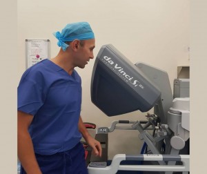 Dr Barnouti Plastic surgeon