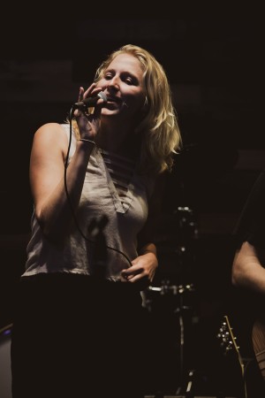 Megan Winsor Hypnotizes Fans With Her Debut Album ‘CLWNS’