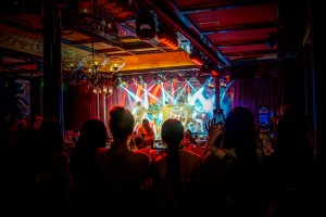 Start the year-end party at Quezon Club with exciting performances