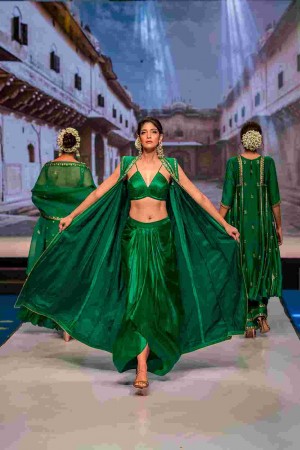 India’s top show director