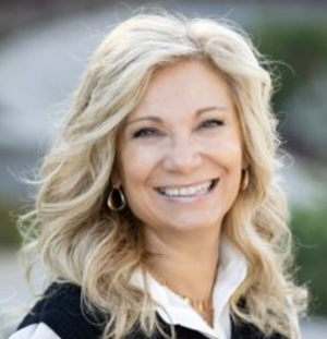 Elizabeth Bos, Recognized by BestAgents.us as a 2026 Top Agent