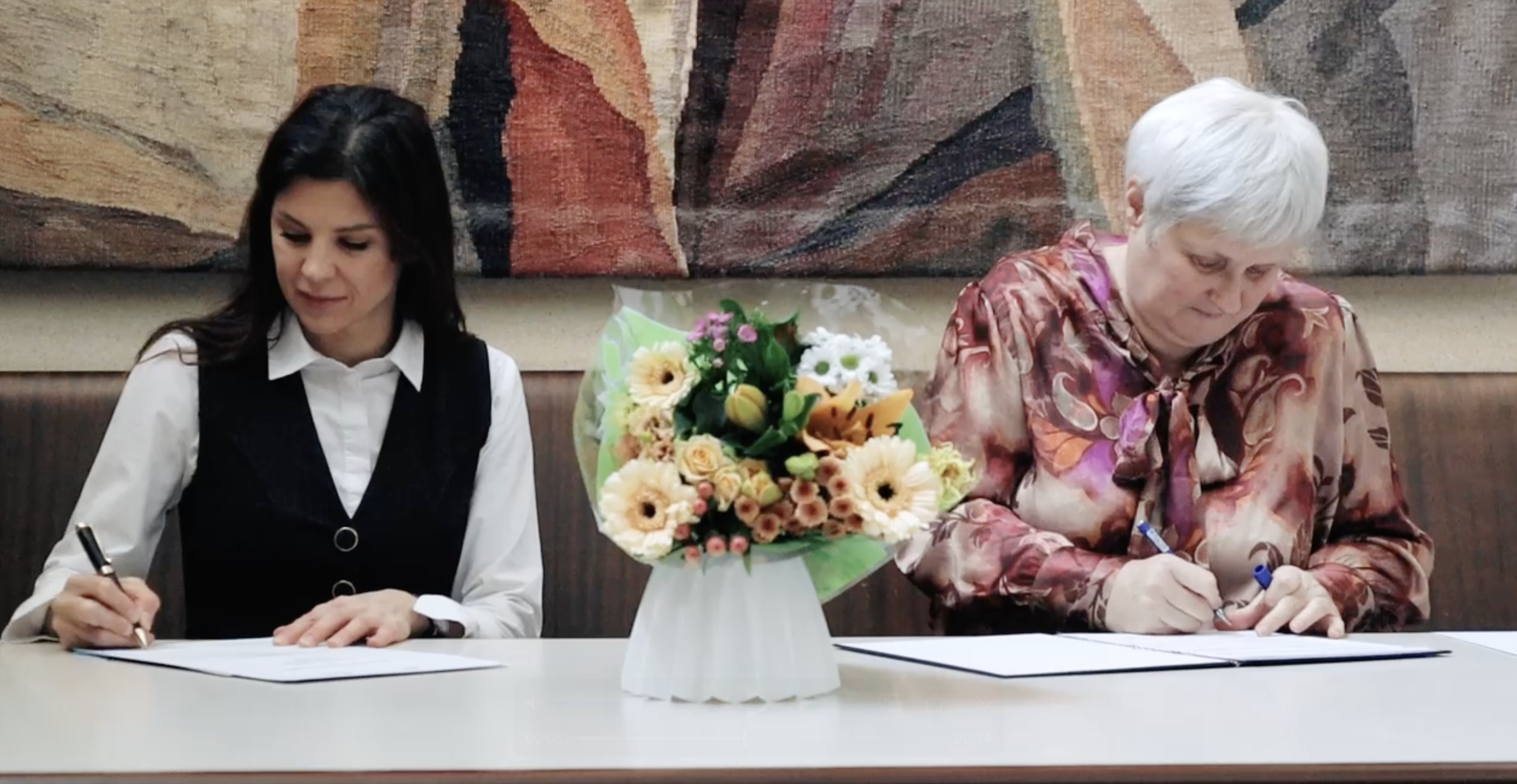 Partnership Signing  Andrea Mewaldt  Dominika Haberova 