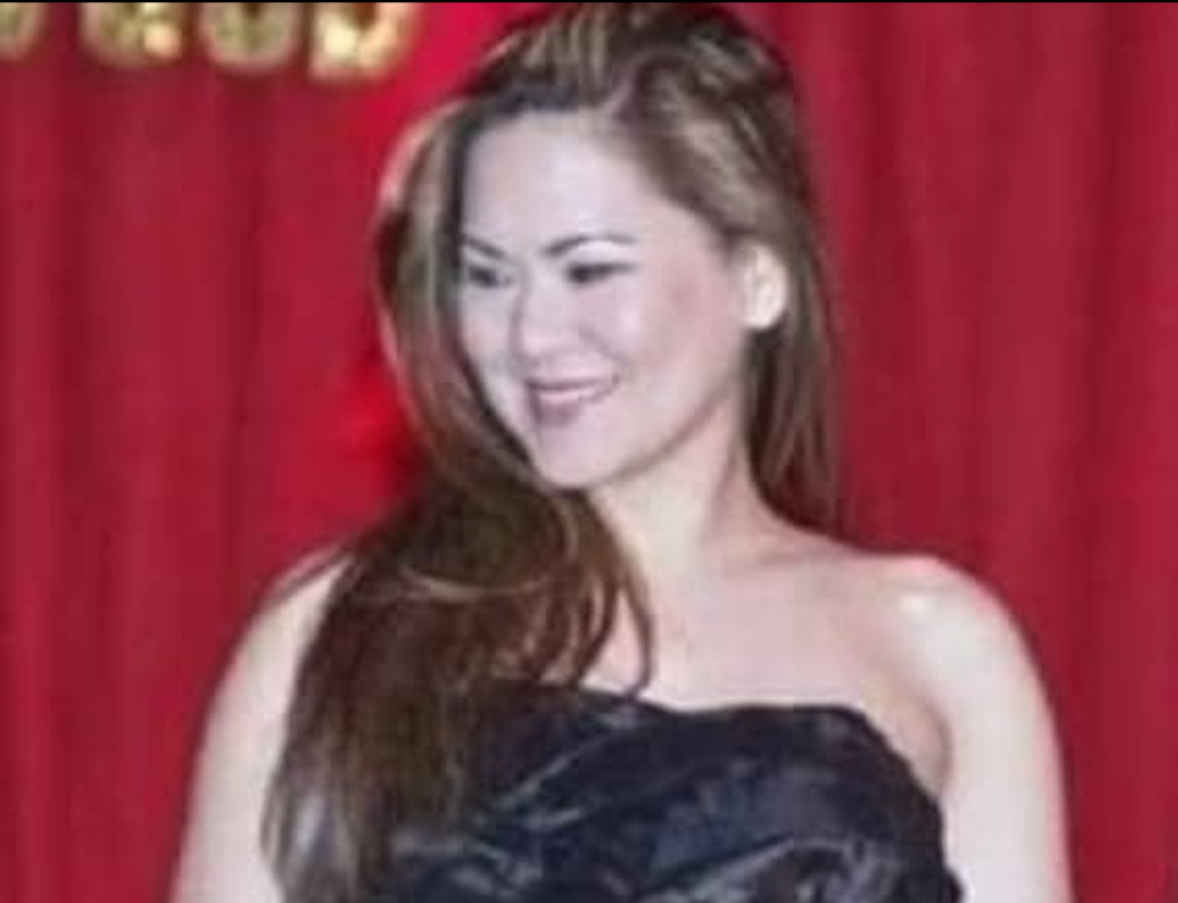 Lorie Deoleo Celebrated the European Campaign Launch in Athens with Family