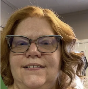 Lesa LaFave: Recognized in America’s Best in Medicine for her Compassionate Care at Enhabit Hospice