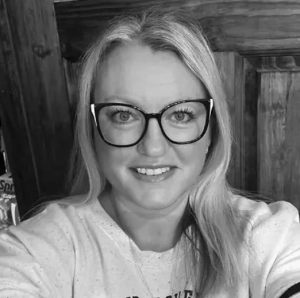 Samantha Craw: Recognized in America’s Best in Medicine as a Compassionate Force in Nursing and Community Empowerment