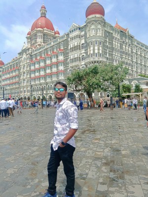 Rohan_khatri visited gateway