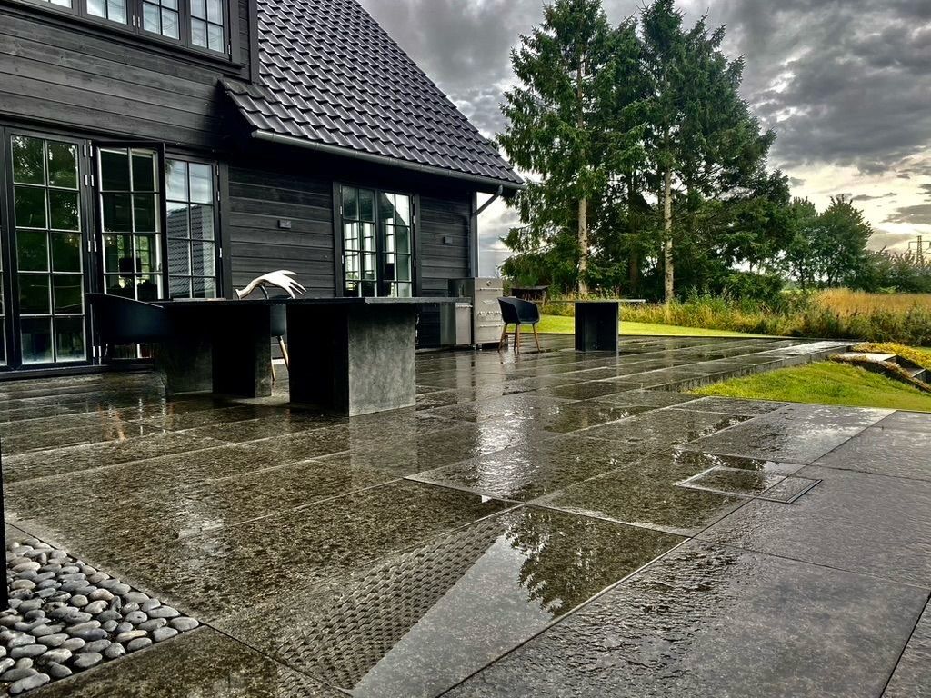 Modern AllYearRound Wooden House with Natural Materials and Low Energy Consumption  3huse