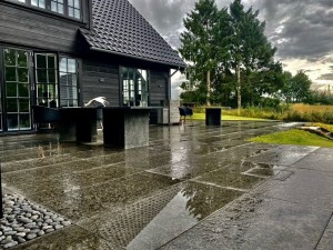 Modern All-Year-Round Wooden House with Natural Materials and Low Energy Consumption - 3huse