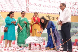 Inauguration of the event by the guests