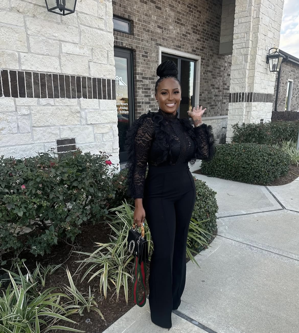 Stephenique T Brown 30  Clinique biological sister gracey and stacey auntie