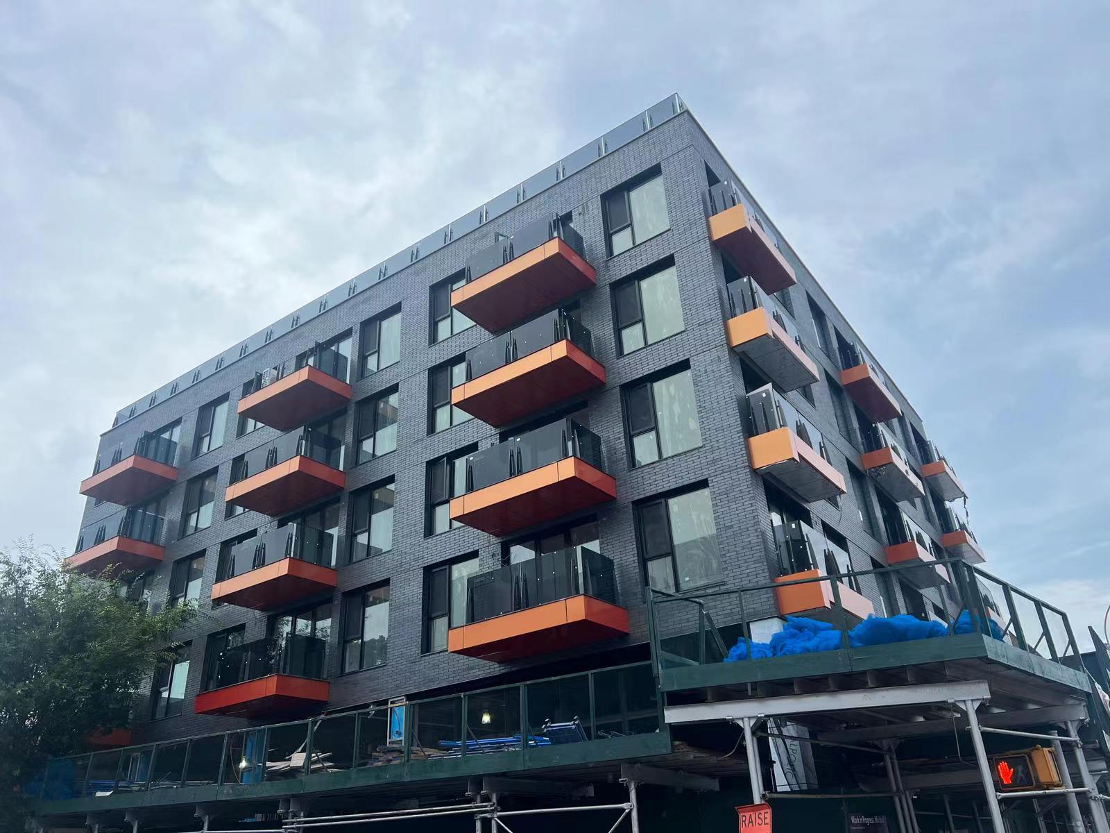 1b0a3049 d2f1 44ee b859 f84cc506b496