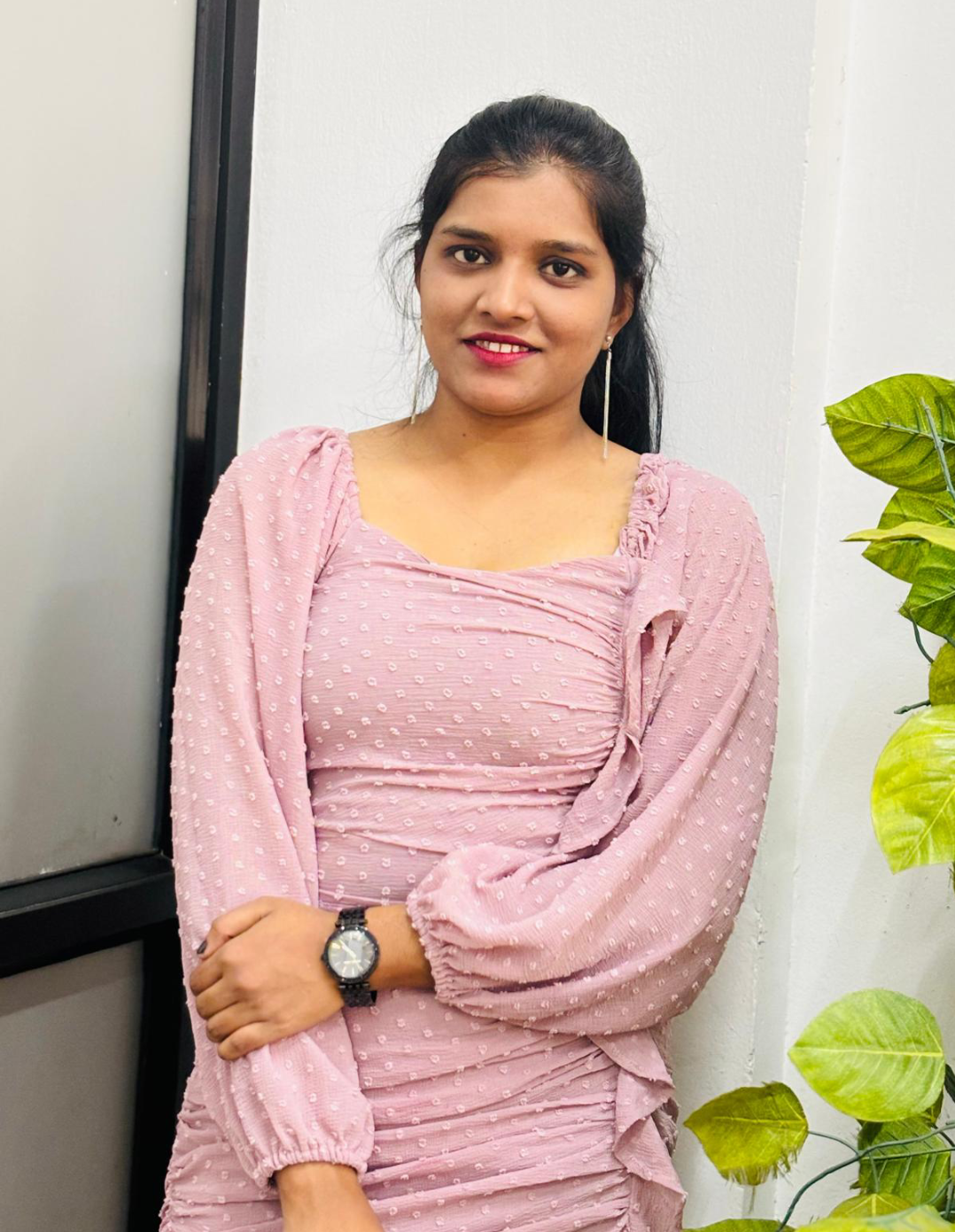 Pooja Palkar Establishes Herself as a Promising Social Media Manager