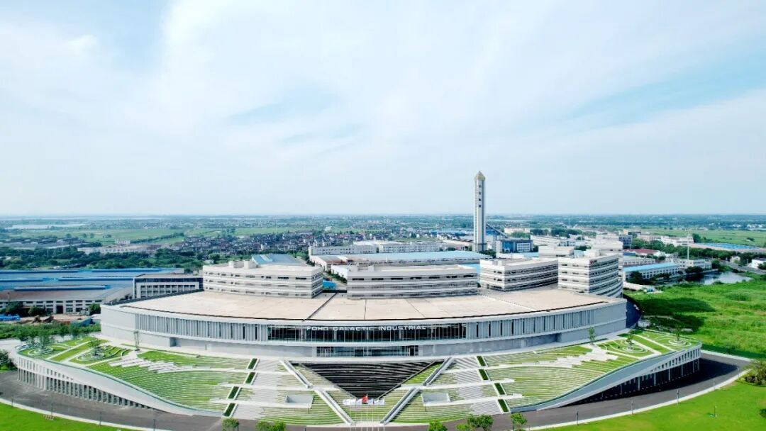 CCIG stays at the absolute forefront of global machining algorithms and control systems