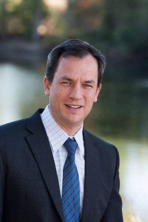 Jason T. Huffman, MD, an Orthopaedic Surgeon with Huffman Clinic at Napa Valley Orthopaedic