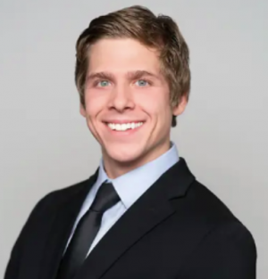 Christopher DeLange, MD, Recognized by America’s Best in Medicine as a Distinguished Internist at Tennova Primary Care 