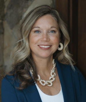 Shanda Dean, Recognized by BestAgents.us as a 2026 Top Agent