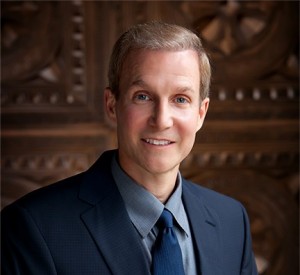 Kyle V. Acosta, MD, an Ophthalmologist with Eyelid Cosmetic Surgery Center