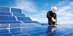 Solar panel installer