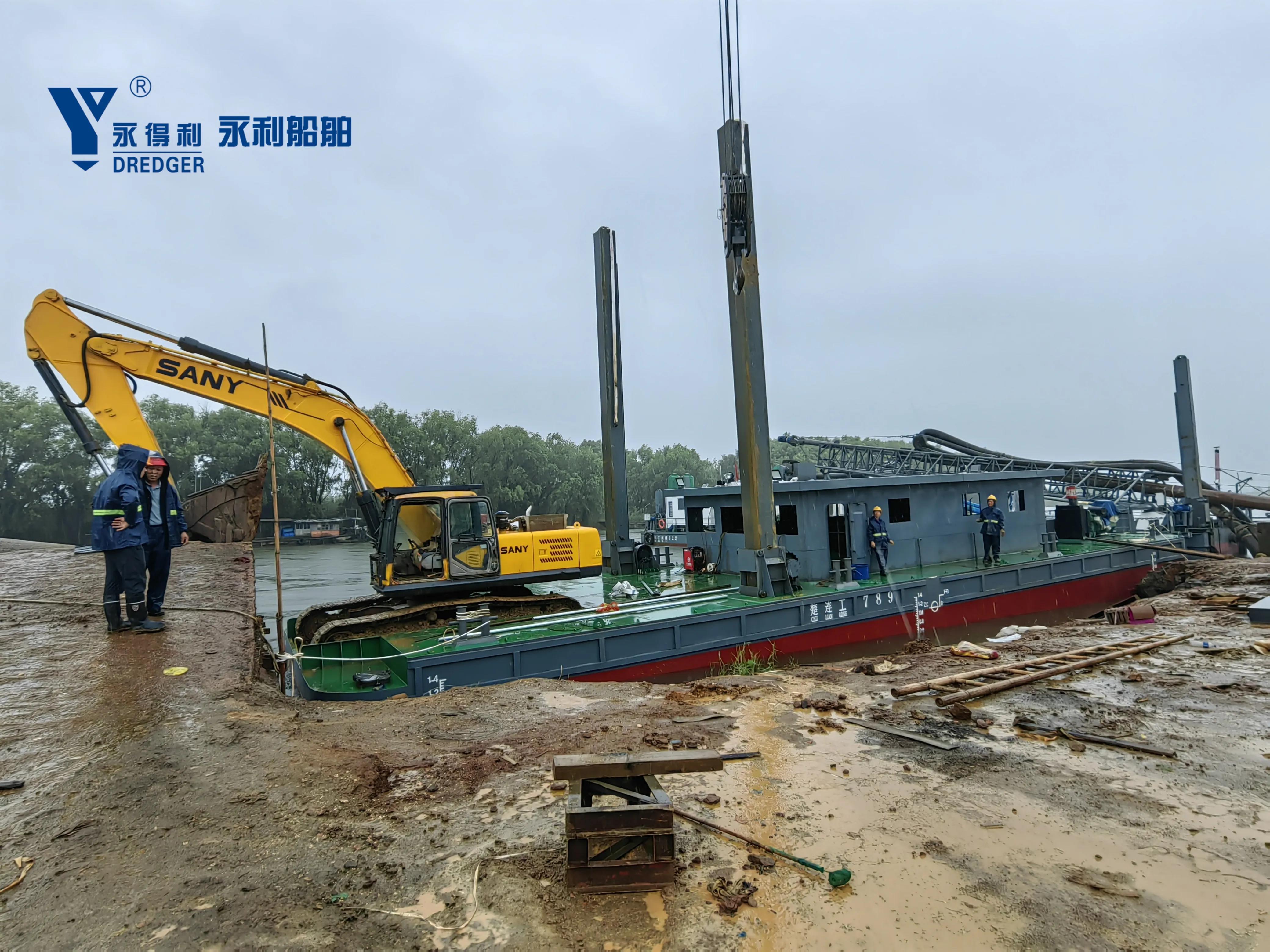 Harbor backhoe dredger offered by China heavy machinery factories