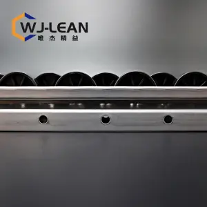 Factory direct sale type 40 plstic wheel steel multi roller flow racking component