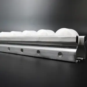 Type 40 flat wheel steel roller track flow racking component