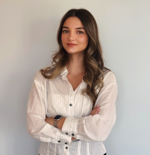 Alexandra Pop, Recognized by BestAgents.us as a 2026 Top Agent 