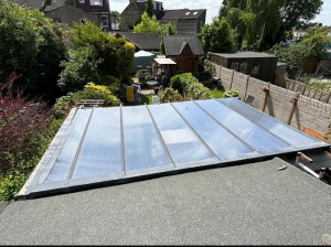 Roofers in Hackney
