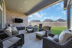Luxury 4,035 Sq Ft Home in Cypress, Texas Listed for $849,999 — Seller Offering Closing Cost Assistance