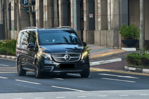 MySingaporeDriver Business Van durign airshow