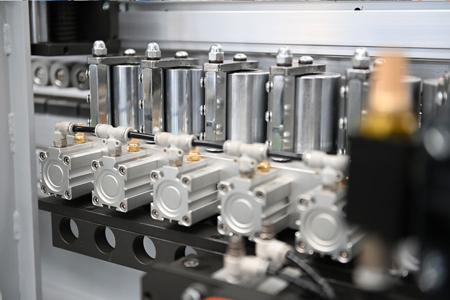 Fast glue pressing system