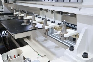 Global Furniture Solutions: How UNISUNX Became a China Leading Wood CNC Machine Exporter for Smart Factories