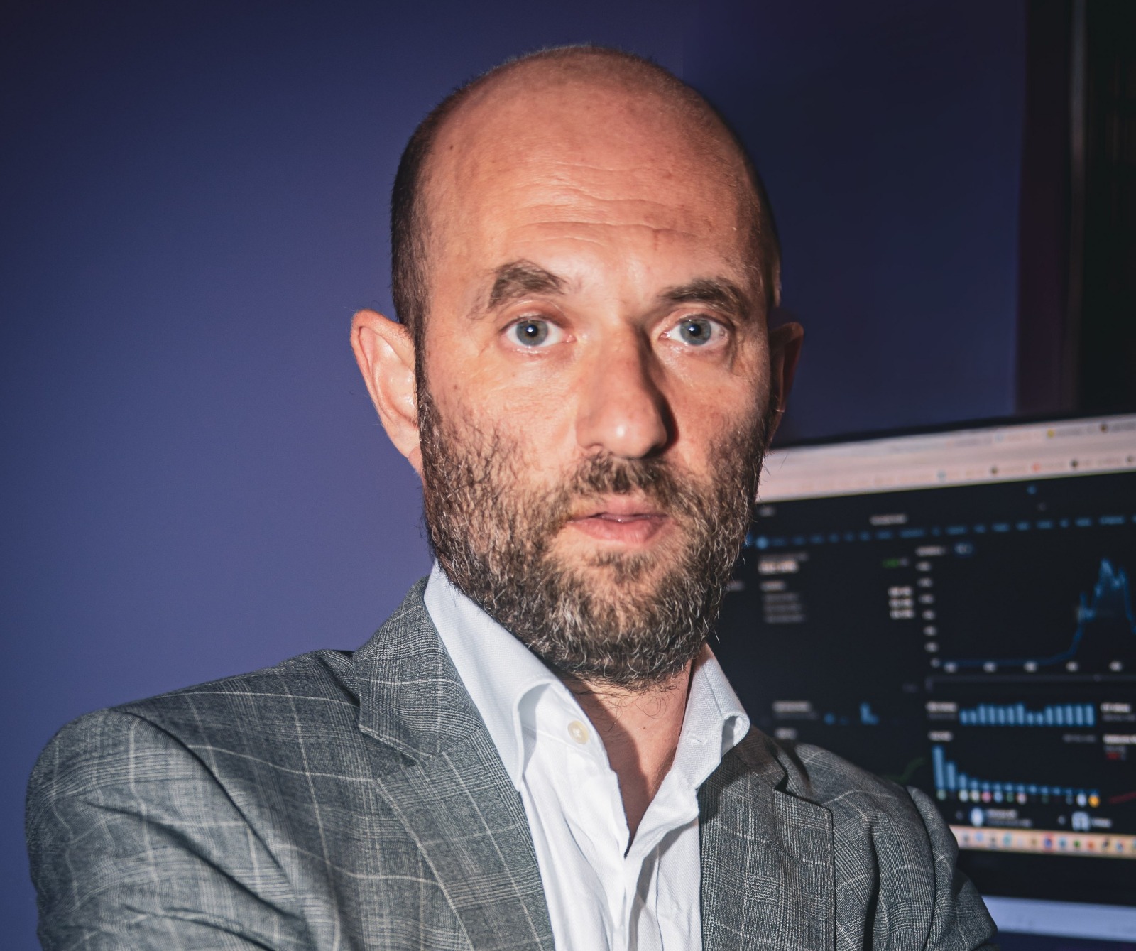 Dr Mikhail Urinson  Director of Investor Relationships  The Hub