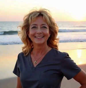 Siobhan Fox: A Passionate REALTOR® and Senior Care Manager Making Waves in Florida’s Real Estate Market