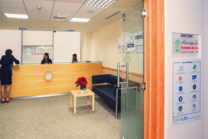 Farhat Office & Co.