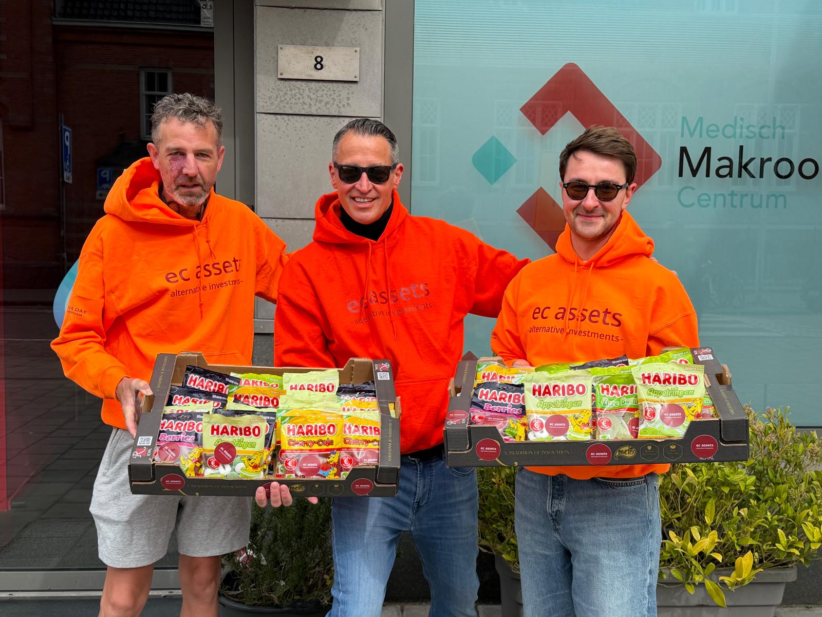 EC Assets Marks Koningsdag with Visit to De Makroon Care Home in Amsterdam