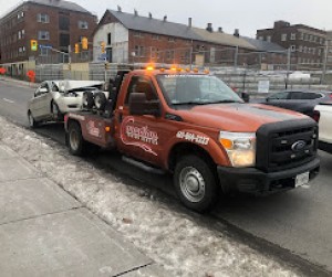 Fast Response Towing Ottawa Canadian Towing