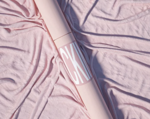 China Professional Lip Gloss Tube Manufacturer