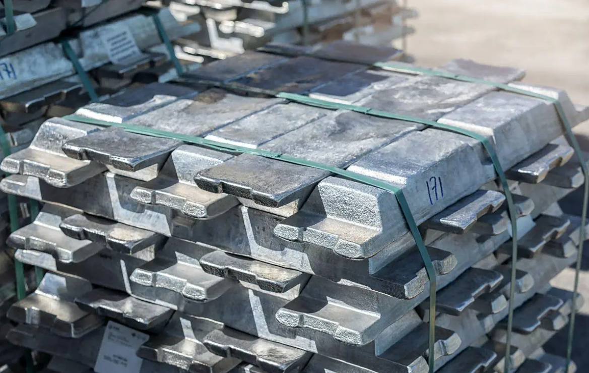 aluminum aluminum