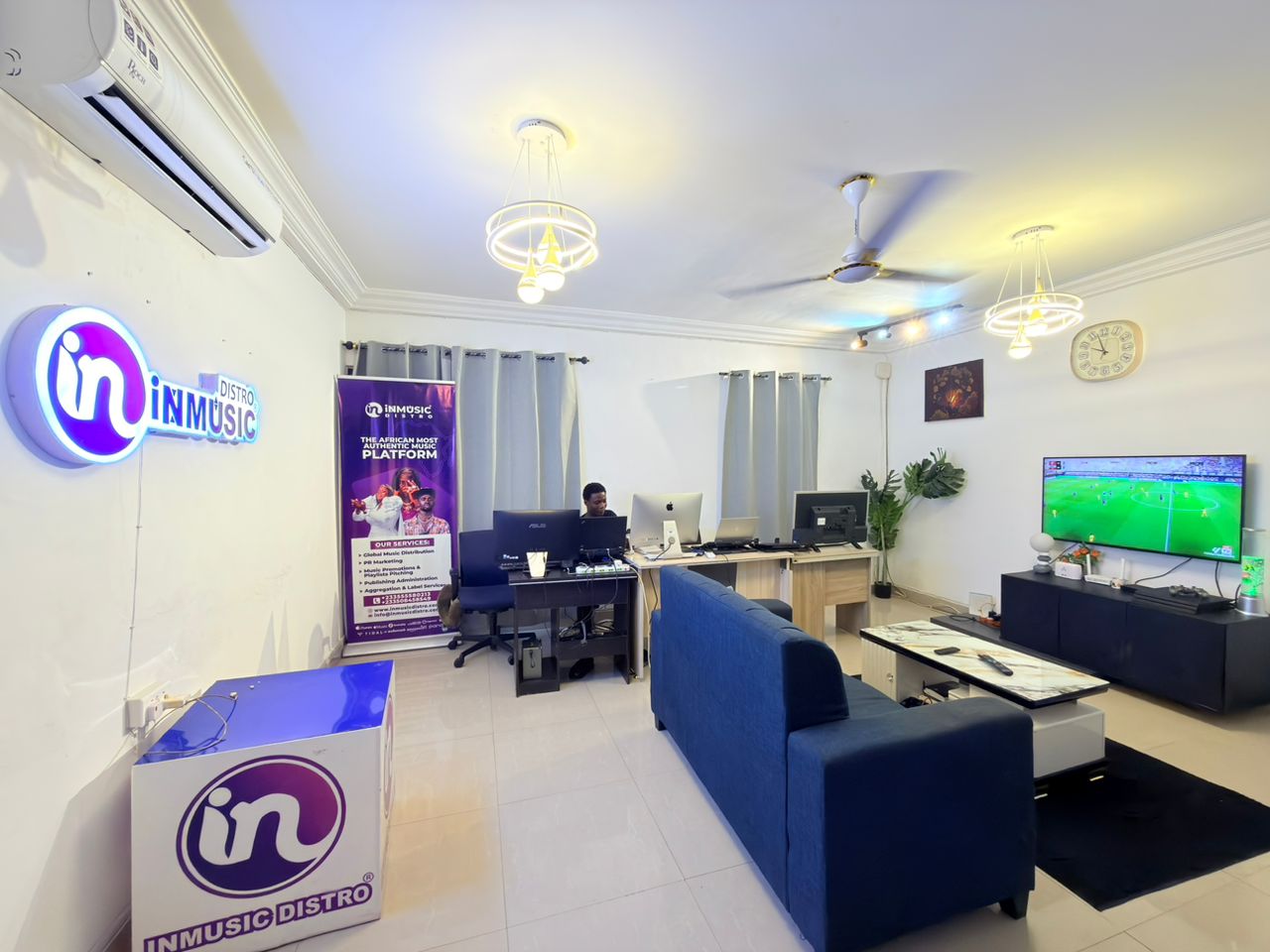 iNMusic Distro Office and Creative Workspace iNMusic Distro Office and Creative Workspace