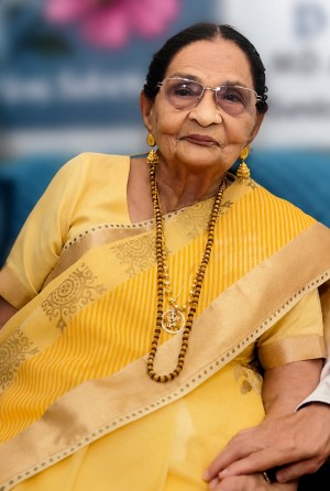 Dr Krishna Saksena